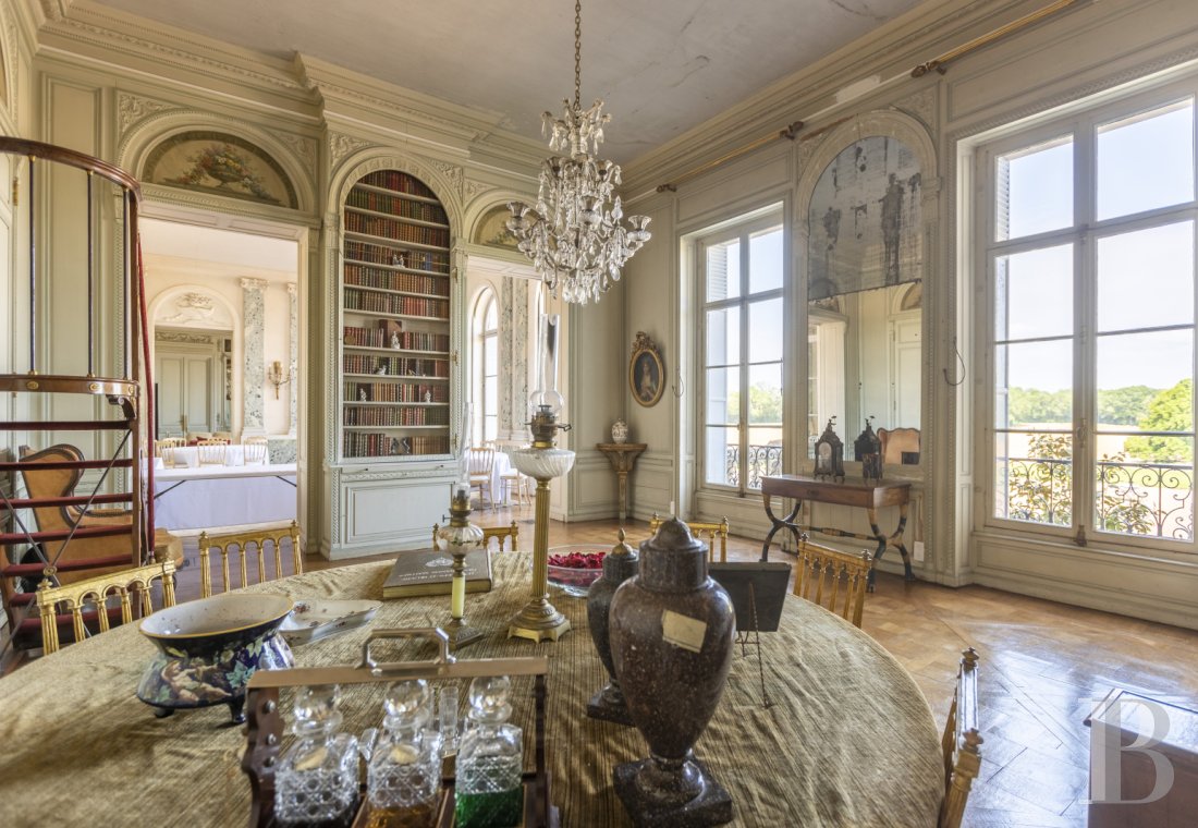 A vast family château on 250 hectares of land in the Nièvre department, between Sancerre and Clamecy  - photo  n°18